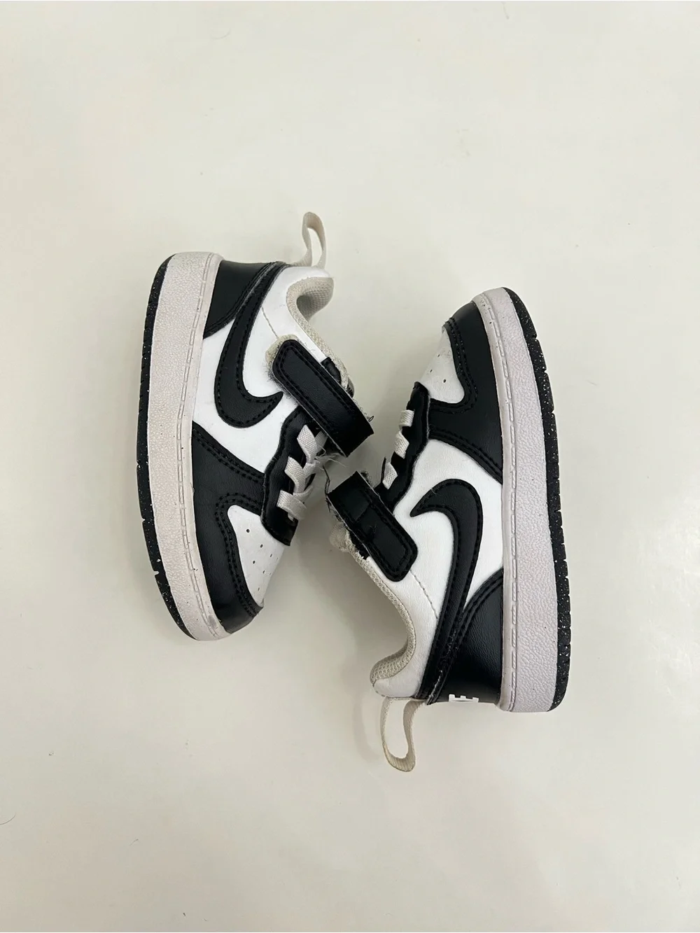 Nike Court Borough PLAY CONDITION Toddler Black & White Low-Top Sneaker Size 6C